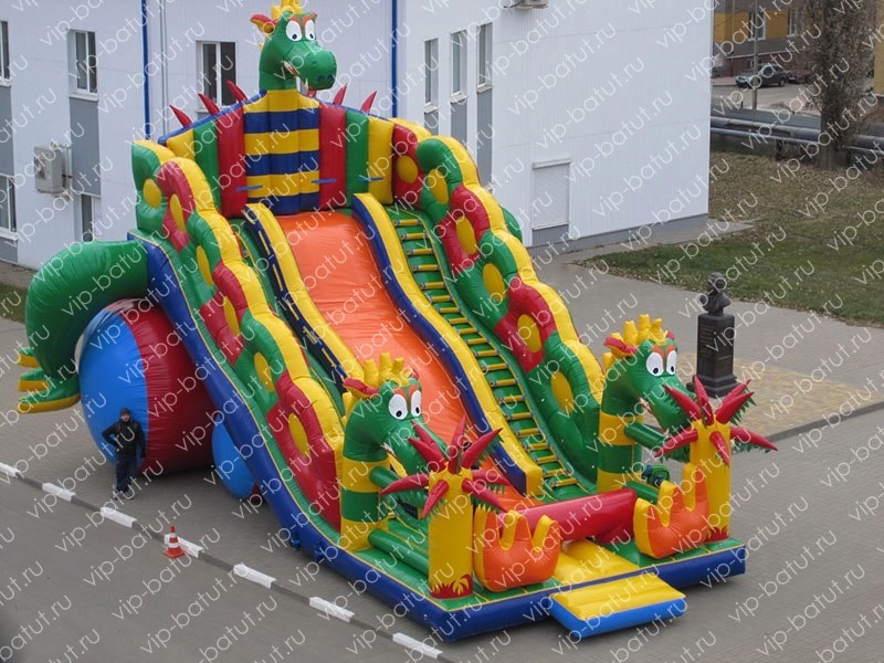 надувная горка Драконовы горы 5