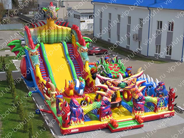 надувной комплекс Битва драконов 5