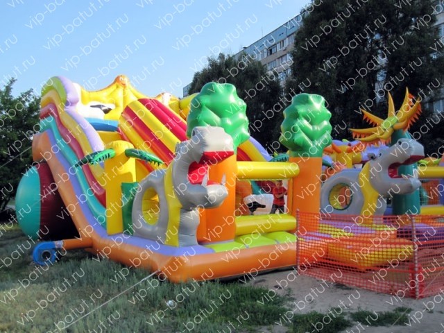 надувная горка Тоннельный спуск 4
