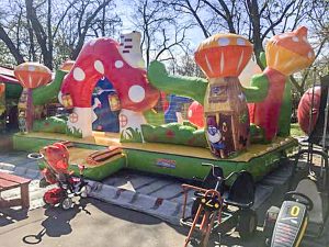 надувной батут Сказочный мир