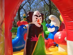 надувной батут Сказочный мир