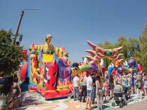 надувной комплекс Битва драконов