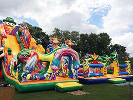 надувная горка Друзья