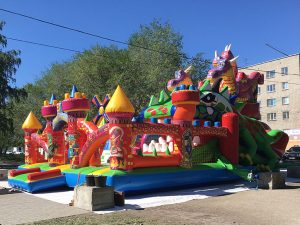 надувной комплекс Дракон саванна 5