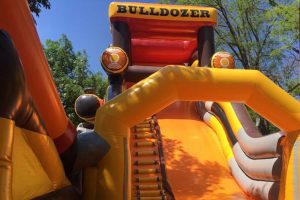 надувная горка Бульдозер 5