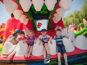 надувной комплекс Битва драконов