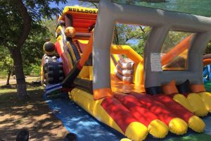 надувная горка Бульдозер 5