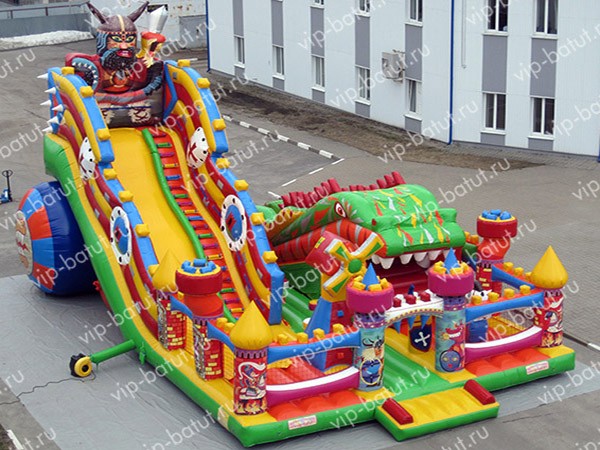 надувной комплекс Драконий замок 5